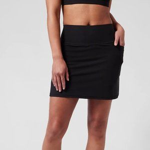 Athleta Salutation Stash 16.5" Skort - LIKE NEW!